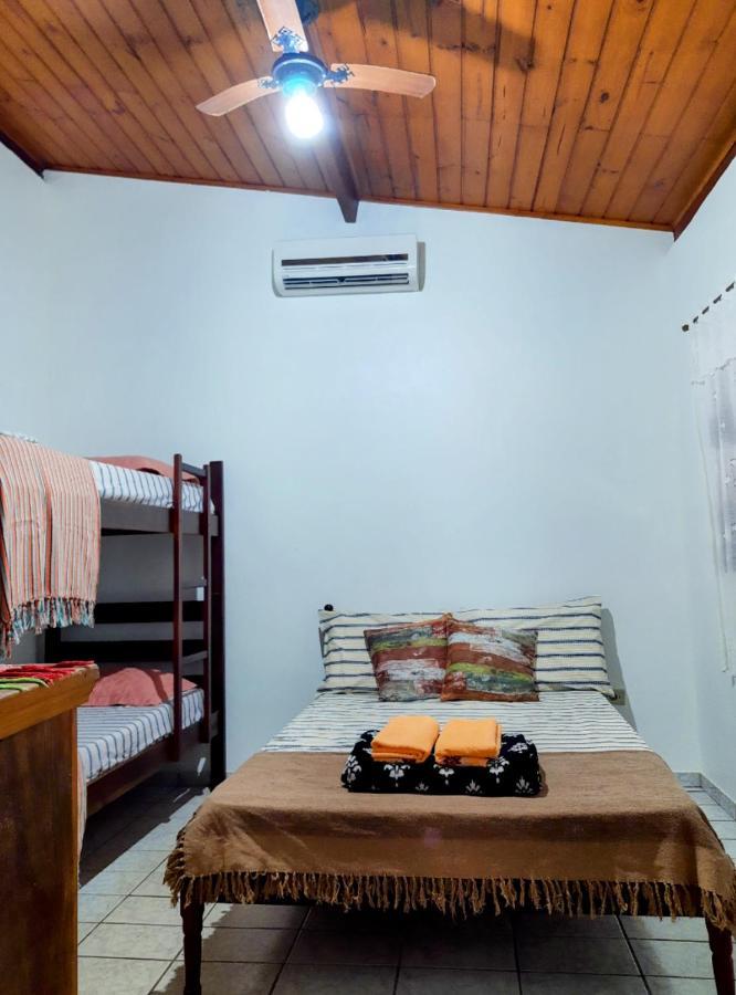 Suite Pe Na Areia- Espaco Independente Na Praia Do Curral Com Localizacao Privilegiada - Simplicidade E Comodidade Com O Por Do Sol Mais Lindo De Ilhabela - Melhor Custo Beneficio Para Ate 4 Pessoas , Na Av Jose Pacheco Do Nascimento Nº 7682 מראה חיצוני תמונה
