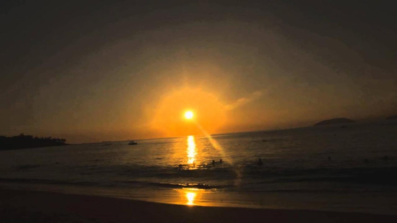 Suite Pe Na Areia- Espaco Independente Na Praia Do Curral Com Localizacao Privilegiada - Simplicidade E Comodidade Com O Por Do Sol Mais Lindo De Ilhabela - Melhor Custo Beneficio Para Ate 4 Pessoas , Na Av Jose Pacheco Do Nascimento Nº 7682 מראה חיצוני תמונה